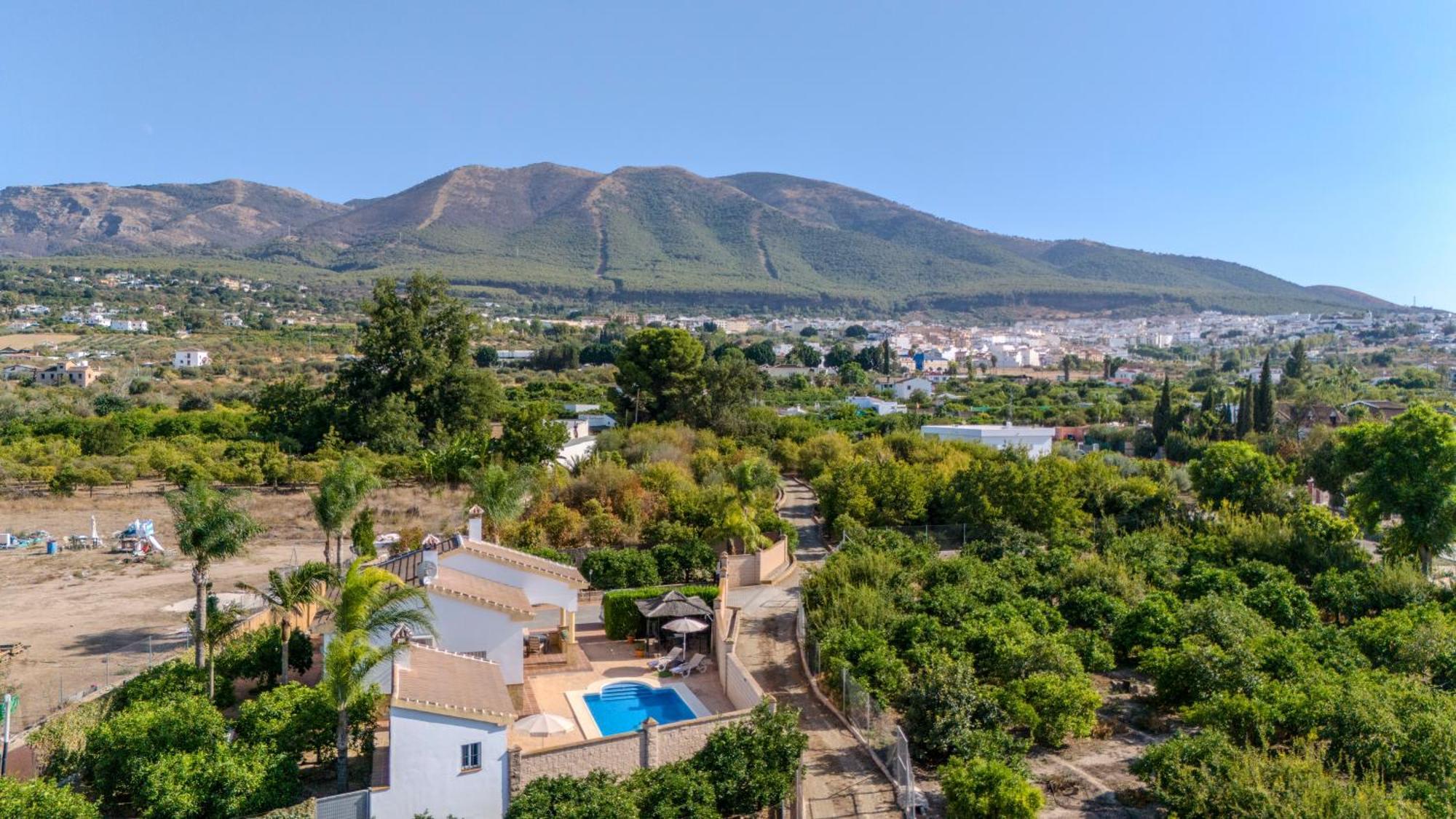 Casa Rural Tipica Andaluza, Wifi,Piscina, Barbacoa, Aire Acondicionado, 5Min Centros Alhaurín el Grande Exterior foto
